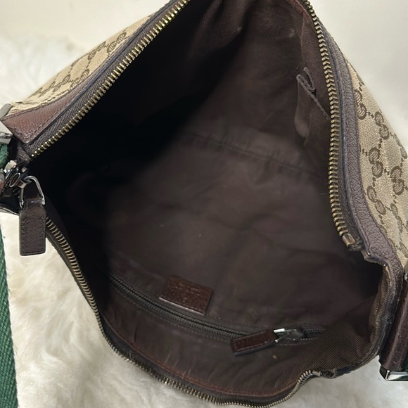 💯Authentic Gucci Shoulder Bag with Cherryline🍀 - Picture 3 of 15